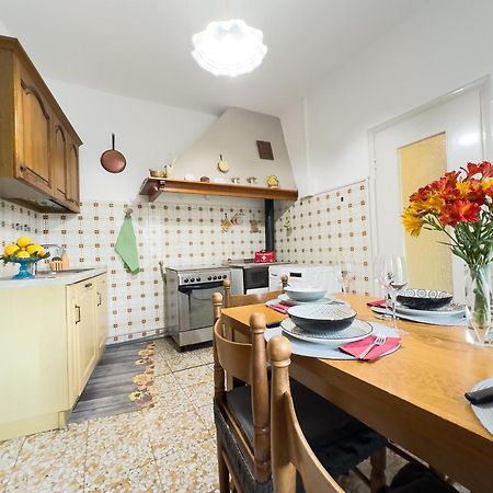 Apartamento Sanremo Mare E Relax - Affittasi "Casa Illiade" Con Parcheggio Libero, Terrazza E Wi-Fi Exterior foto