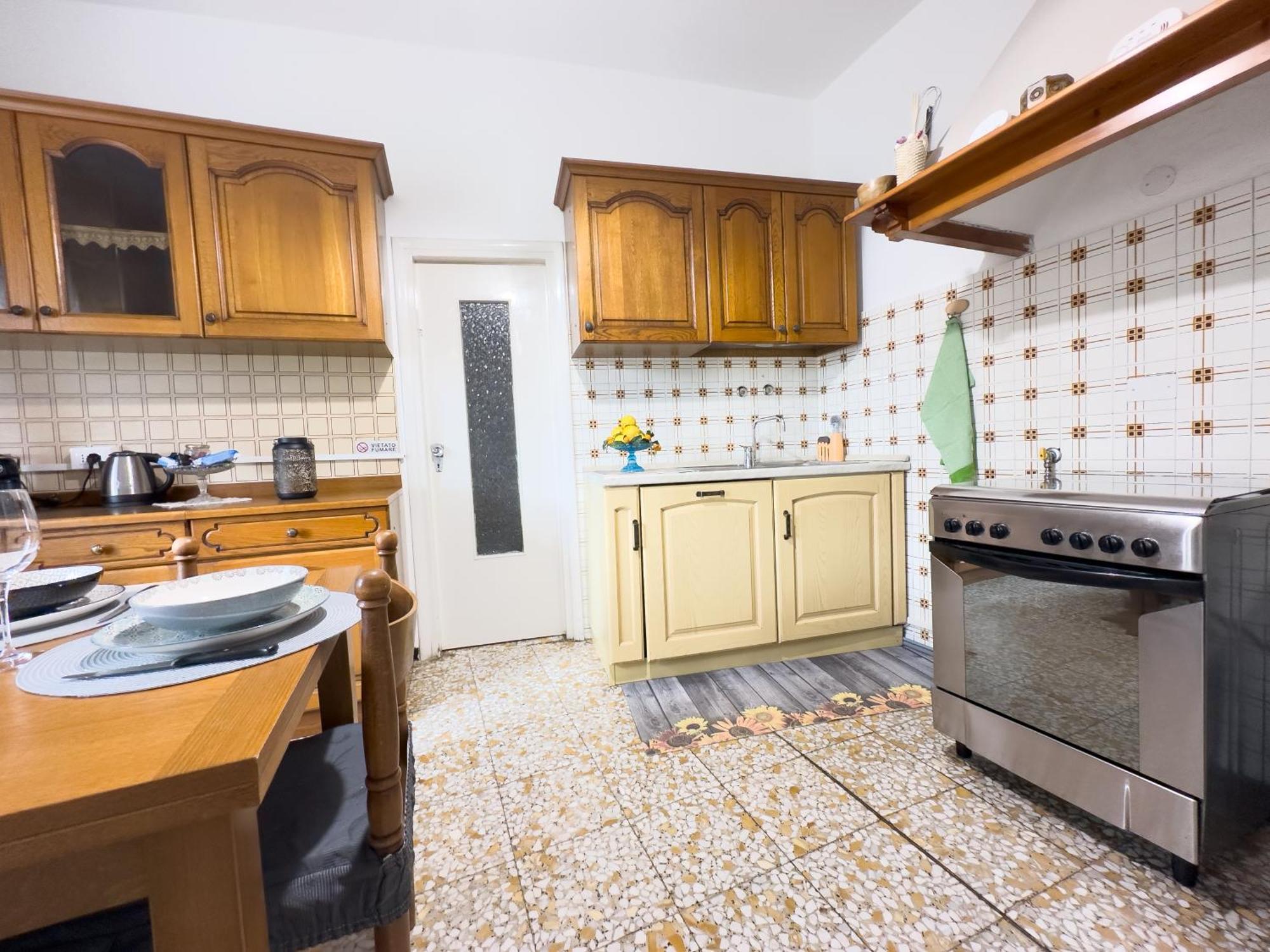 Apartamento Sanremo Mare E Relax - Affittasi "Casa Illiade" Con Parcheggio Libero, Terrazza E Wi-Fi Exterior foto