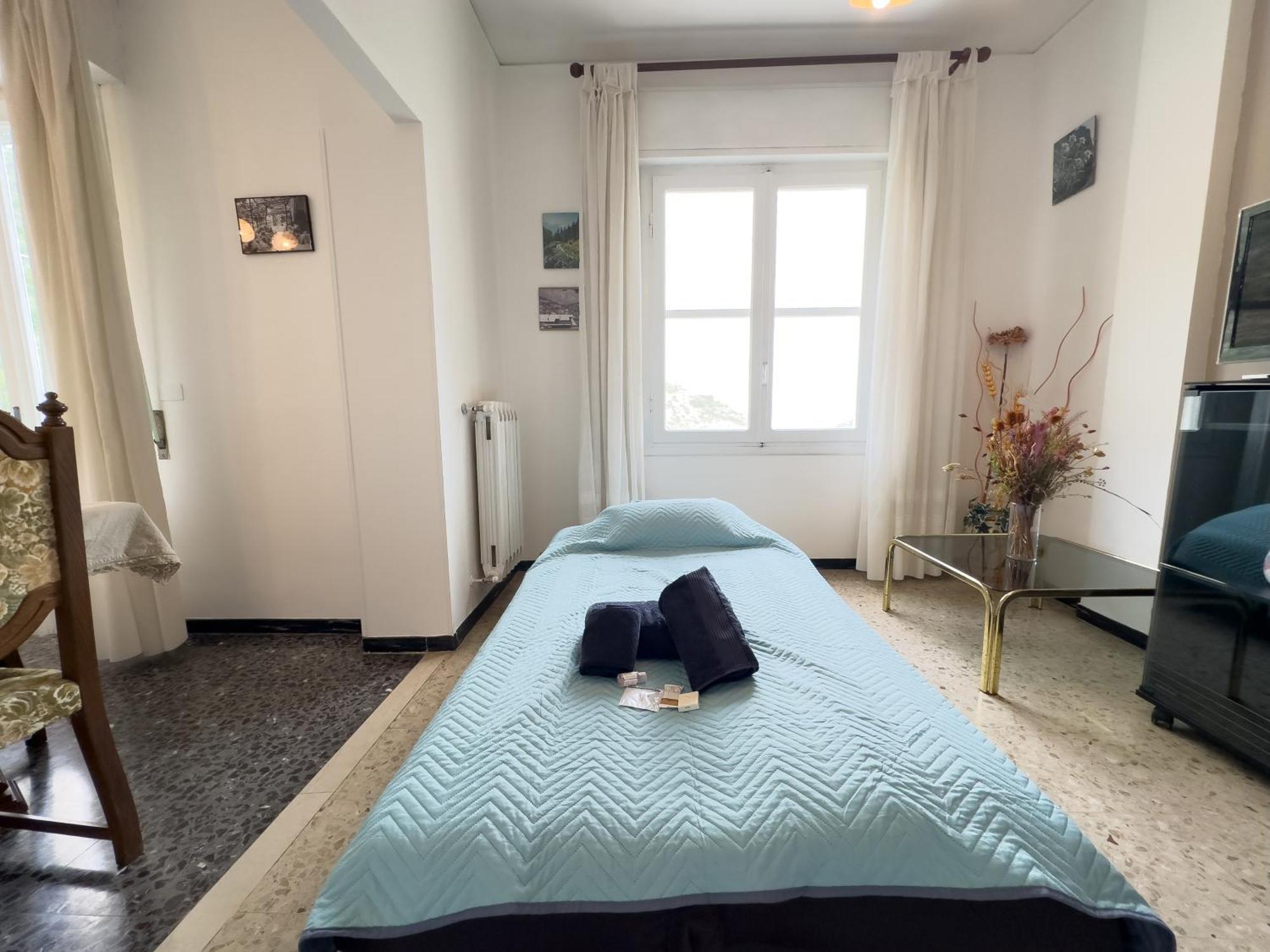 Apartamento Sanremo Mare E Relax - Affittasi "Casa Illiade" Con Parcheggio Libero, Terrazza E Wi-Fi Exterior foto